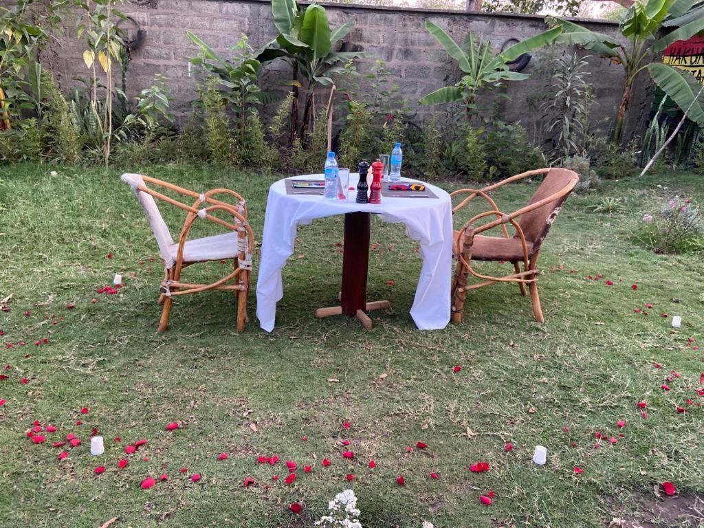 Charming Eco-Homestay Near Kilimanjaro International Airport Аруша Экстерьер фото